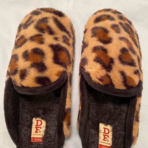 Slippers, Dearfoams - Picture 3 of 5